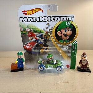 Hot Wheels Mario Kart Luigi Circuit Special 1:64 Scale Diecast Vehicle